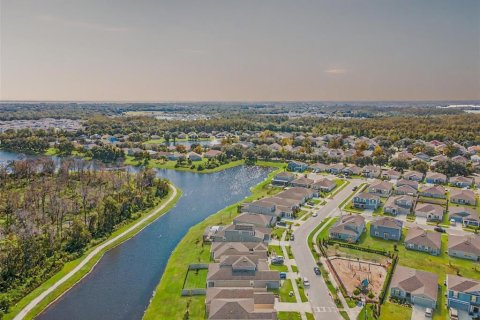 Casa en venta en Kissimmee, Florida, 5 dormitorios, 309.83 m2 № 2304349 - foto 22