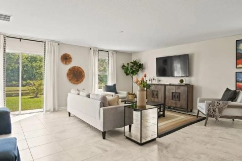 Casa en venta en Kissimmee, Florida, 5 dormitorios, 309.83 m2 № 2304349 - foto 8