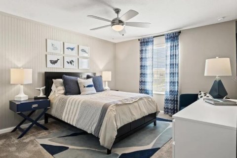 Casa en venta en Kissimmee, Florida, 5 dormitorios, 309.83 m2 № 2304349 - foto 19