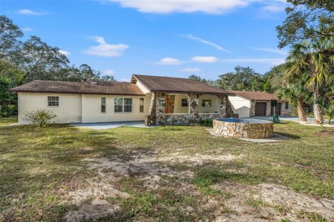House in Hudson, Florida 3 bedrooms, 195.09 sq.m. № 1686640 - photo 2