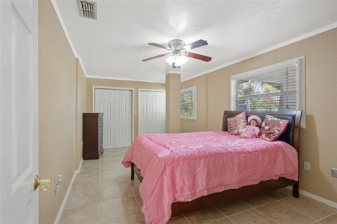 House in Hudson, Florida 3 bedrooms, 195.09 sq.m. № 1686640 - photo 17