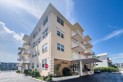 Condominio en venta en Hollywood, Florida, 1 dormitorio, 68.75 m2 № 1713752 - foto 30