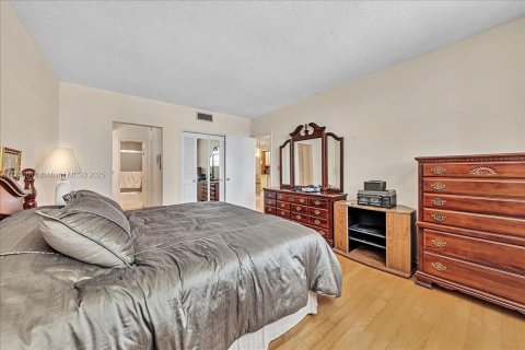 Condominio en venta en Hollywood, Florida, 1 dormitorio, 68.75 m2 № 1713752 - foto 6