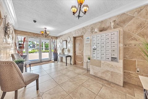 Condominio en venta en Hollywood, Florida, 1 dormitorio, 68.75 m2 № 1713752 - foto 28