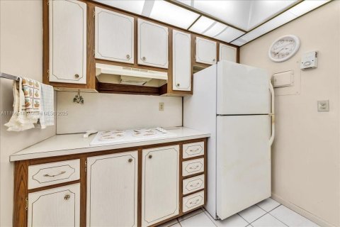 Condominio en venta en Hollywood, Florida, 1 dormitorio, 68.75 m2 № 1713752 - foto 20