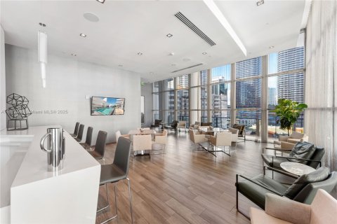 Condo in Miami, Florida, 2 bedrooms  № 1926171 - photo 27
