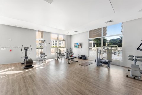 Condo in Miami, Florida, 2 bedrooms  № 1926171 - photo 19