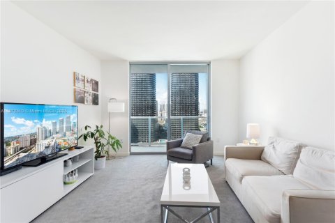Condo in Miami, Florida, 2 bedrooms  № 1926171 - photo 7