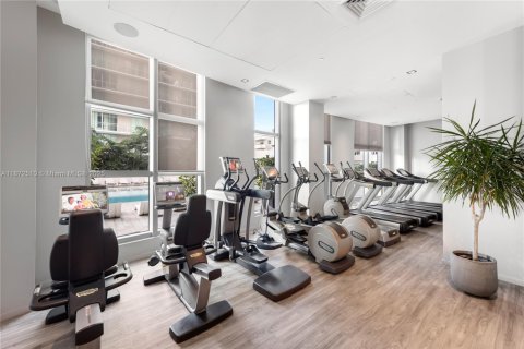 Condo in Miami, Florida, 2 bedrooms  № 1926171 - photo 20