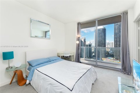Condo in Miami, Florida, 2 bedrooms  № 1926171 - photo 9