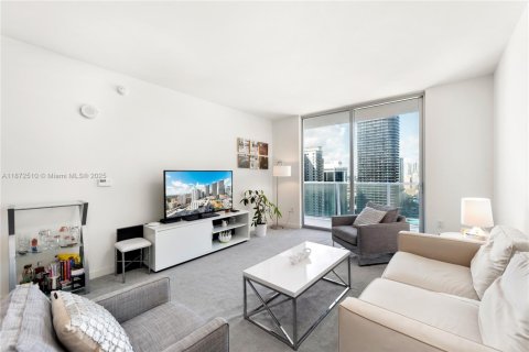 Condo in Miami, Florida, 2 bedrooms  № 1926171 - photo 6