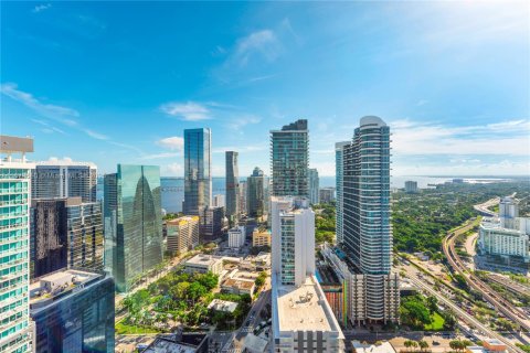 Condo in Miami, Florida, 2 bedrooms  № 1926171 - photo 14