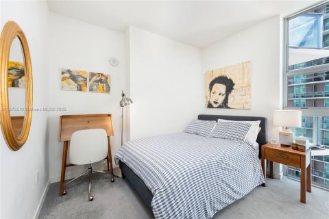 Condo in Miami, Florida, 2 bedrooms  № 1926171 - photo 11