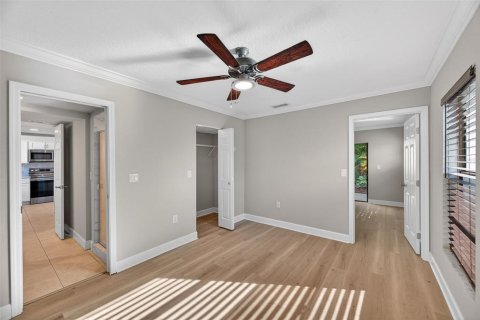 Condo in Clearwater, Florida, 3 bedrooms № 2100107 - photo 24