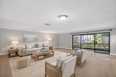 Condo in Clearwater, Florida, 3 bedrooms № 2100107 - photo 14
