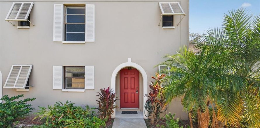 Condo in Clearwater, Florida, 3 bedrooms № 2100107