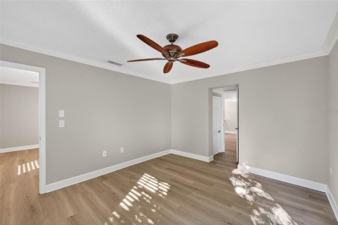 Condo in Clearwater, Florida, 3 bedrooms № 2100107 - photo 21