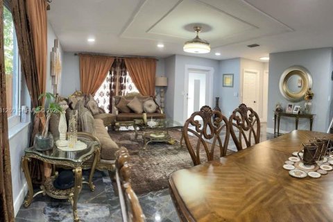 Купить виллу или дом в Пемброк-Пайнс, Флорида 4 спальни, 186.83м2, № 1991950 - фото 22