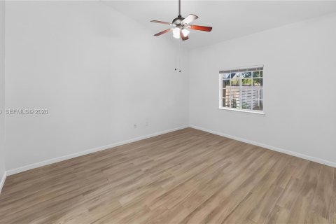 Touwnhouse à vendre à Homestead, Floride: 2 chambres, 116.87 m2 № 2086573 - photo 21