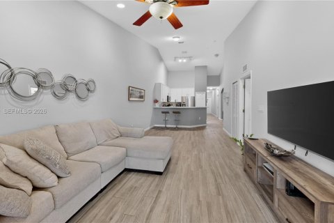 Touwnhouse à vendre à Homestead, Floride: 2 chambres, 116.87 m2 № 2086573 - photo 17