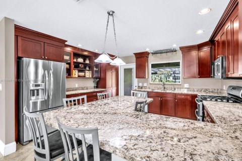 House in Southwest Ranches, Florida 4 bedrooms, 213.77 sq.m. № 1951846 - photo 20