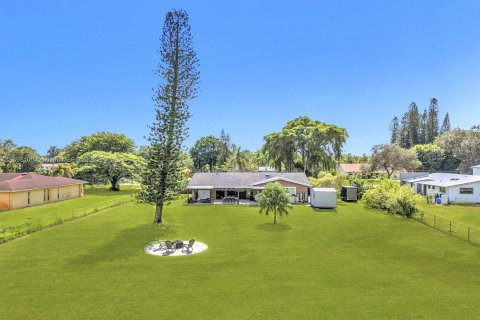 House in Southwest Ranches, Florida 4 bedrooms, 213.77 sq.m. № 1951846 - photo 8
