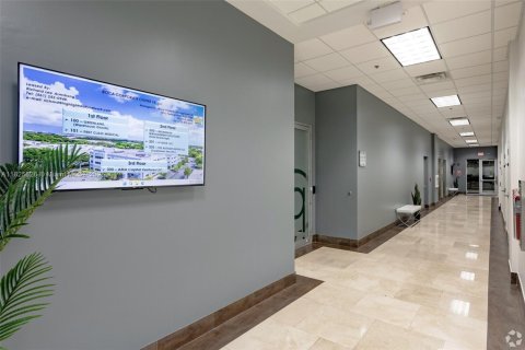 Immobilier commercial à vendre à Boca Raton, Floride № 1938171 - photo 6