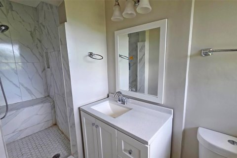 Villa ou maison à louer à Sarasota, Floride: 3 chambres, 147.9 m2 № 2436943 - photo 17