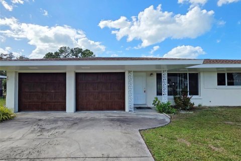 Villa ou maison à louer à Sarasota, Floride: 3 chambres, 147.9 m2 № 2436943 - photo 3