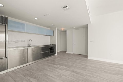 Copropriété à vendre à Miami, Floride: 2 chambres, 104.33 m2 № 1355148 - photo 14