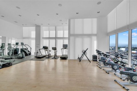 Copropriété à vendre à Miami, Floride: 2 chambres, 104.33 m2 № 1355148 - photo 27