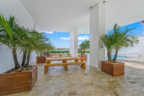 Copropriété à vendre à Miami, Floride: 2 chambres, 104.33 m2 № 1355148 - photo 29