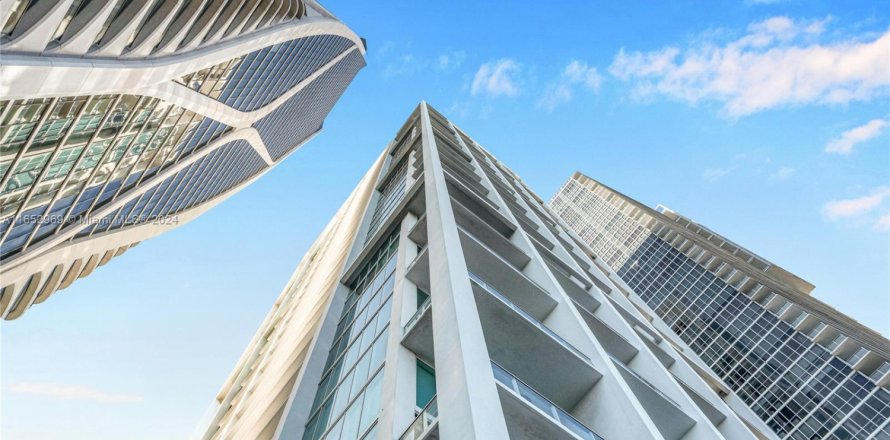 Condo à Miami, Floride, 2 chambres  № 1355148
