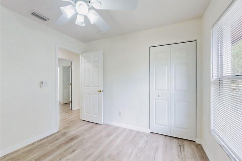 Купить виллу или дом в Эджуотер, Флорида 5 комнат, 96.62м2, № 2349802 - фото 21