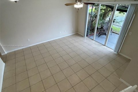 Townhouse in Homestead, Florida 3 bedrooms, 132.66 sq.m. № 1845548 - photo 28