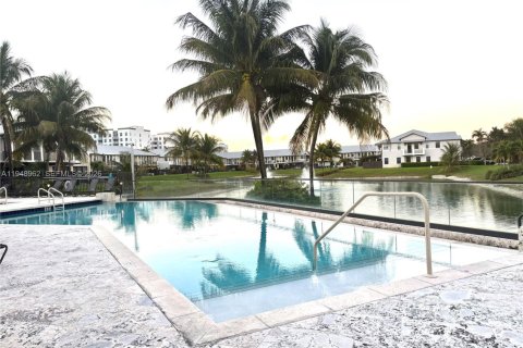 Купить таунхаус в Дорал, Флорида 4 спальни, 200.3м2, № 2006723 - фото 23