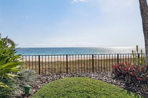 Copropriété à vendre à Lauderdale-by-the-Sea, Floride: 1 chambre, 100.33 m2 № 2009568 - photo 26