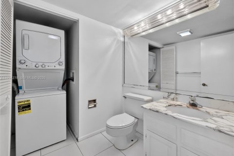 Купить кондоминиум в Лодердейл-бай-те-Си, Флорида 1 спальня, 100.33м2, № 2009568 - фото 12