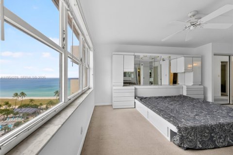 Купить кондоминиум в Лодердейл-бай-те-Си, Флорида 1 спальня, 100.33м2, № 2009568 - фото 2