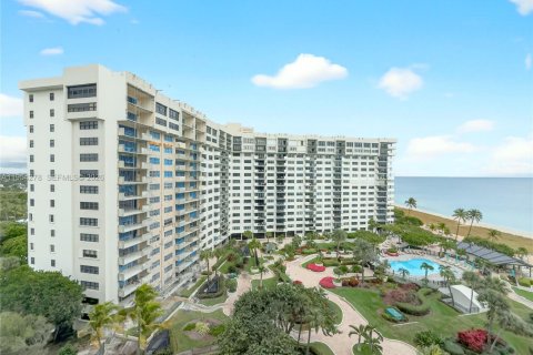 Купить кондоминиум в Лодердейл-бай-те-Си, Флорида 1 спальня, 100.33м2, № 2009568 - фото 5