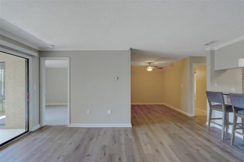 Copropriété à louer à Largo, Floride: 3 chambres, 107.3 m2 № 2101432 - photo 11