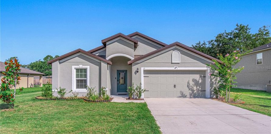 House in Palm Coast, Florida 4 bedrooms, 171.96 sq.m. № 1798157