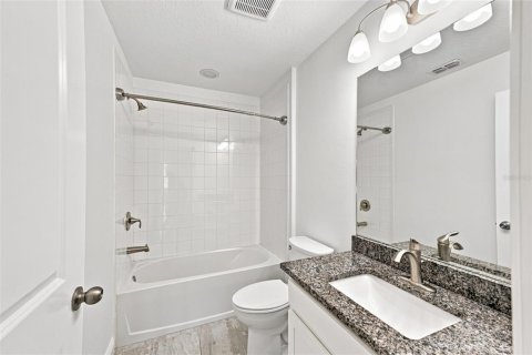 Touwnhouse à vendre à Lutz, Floride: 3 chambres, 182.18 m2 № 2330334 - photo 19