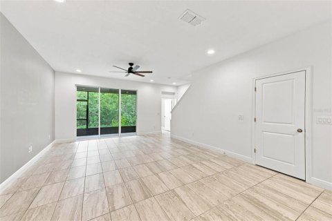 Touwnhouse à vendre à Lutz, Floride: 3 chambres, 182.18 m2 № 2330334 - photo 11