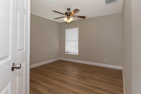 House in Leesburg, Florida 3 bedrooms, 137.22 sq.m. № 1875846 - photo 15
