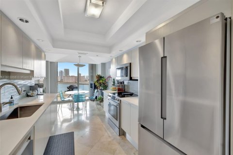 Copropriété à vendre à Aventura, Floride: 2 chambres, 192.31 m2 № 1772518 - photo 7