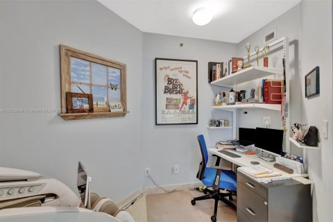Copropriété à vendre à Aventura, Floride: 2 chambres, 192.31 m2 № 1772518 - photo 20