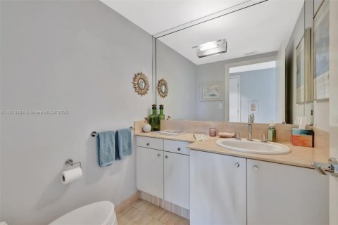 Copropriété à vendre à Aventura, Floride: 2 chambres, 192.31 m2 № 1772518 - photo 14