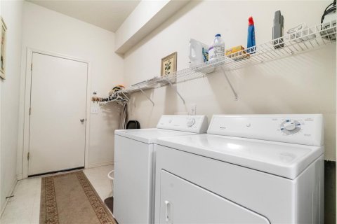 Casa en venta en Wesley Chapel, Florida, 2 dormitorios, 158.12 m2 № 1902362 - foto 24