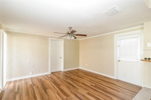 Casa en alquiler en Saint Petersburg, Florida, 2 dormitorios, 94.2 m2 № 1593430 - foto 10